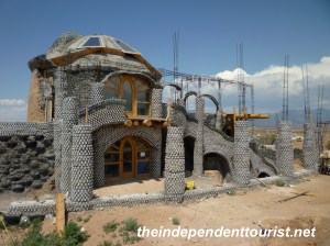 Earthship Sustainable Housing (18)
