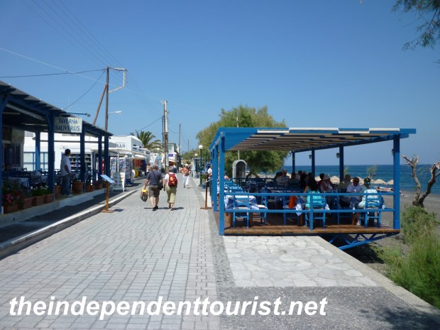 Kamari_Santorini_Greece (4)