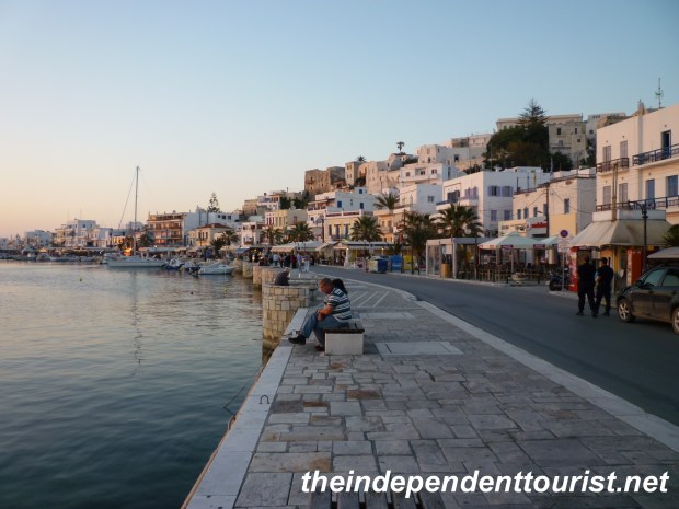 Naxos harbor at sunset (3)