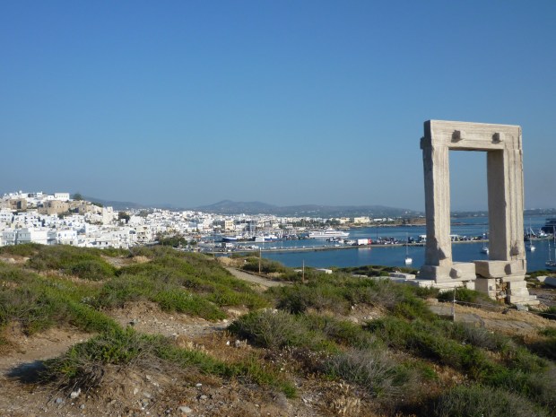 sanctuary-of-delian-apollo-portara