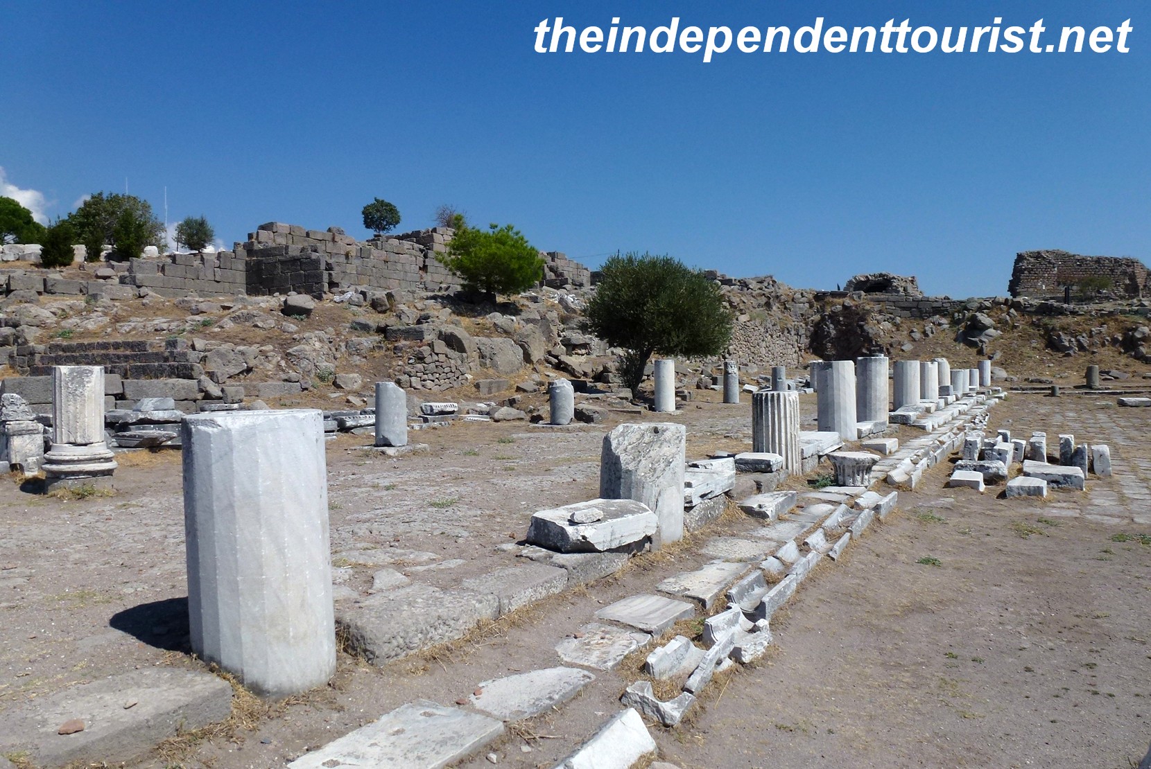 Although it doesn't look like much now, these are the ruins of the magnificent library of Pergamum that once held 200,000 scrolls -rivaling Alexandria as one of the great ancient libraries.