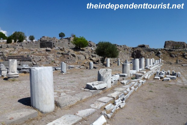 Although it doesn't look like much now, these are the ruins of the magnificent library of Pergamum that once held 200,000 scrolls -rivaling Alexandria as one of the great ancient libraries.