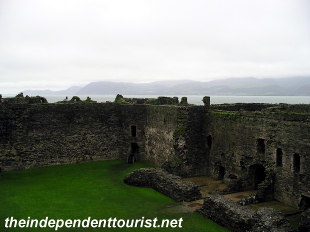 A view of the interior courtyard of Beaumaris Castle.