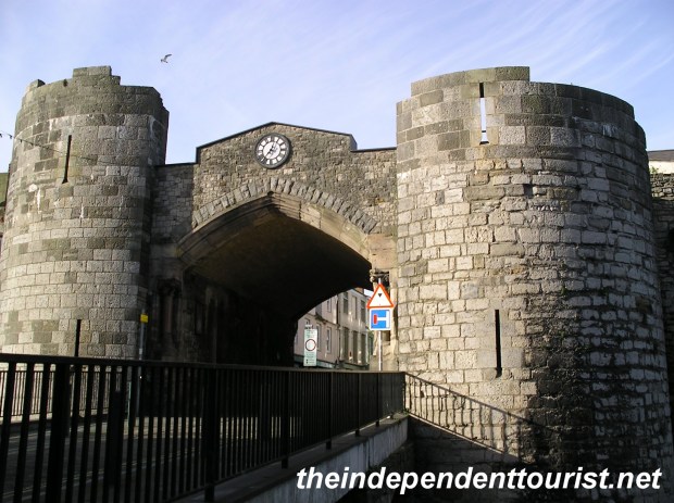 The Exchequer Gate, the main entrance into the the medieval village of Caernarfon.