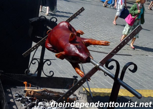 A roasting pig on Rynek Square.