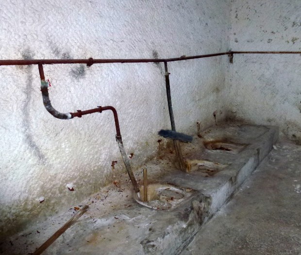 Toilet area - comfy!