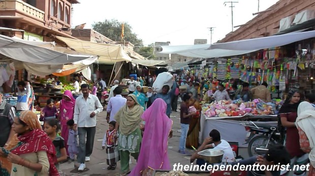 The local market in Jodhpur.