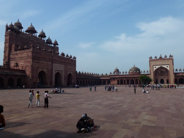 The immense courtyard of the Jama Masjid (mosque). The marble inlay work found around the structures is said to have inspired similar work at the Taj Mahal less than 100 years later.