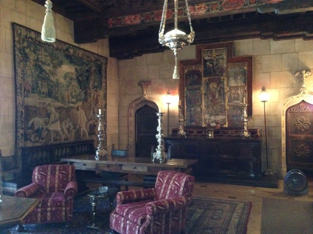 A parlor for after dinner drinks and smoking.