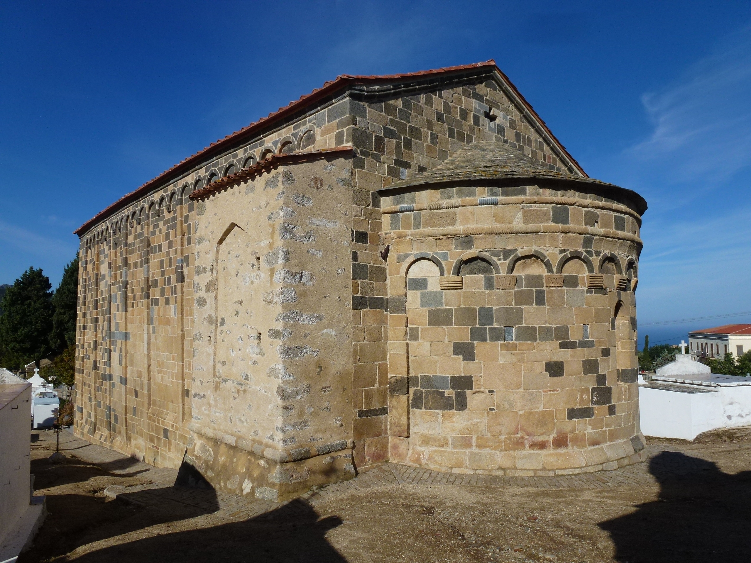 Eglise de la Trinite et de San Giovanni Aregno Corsica (5)