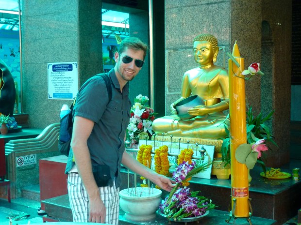 Bangkok Luck Buddha Offerings3