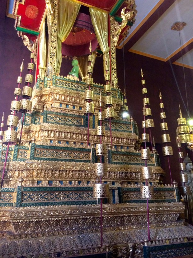 phnom-penh-royal-palace-jade-buddha