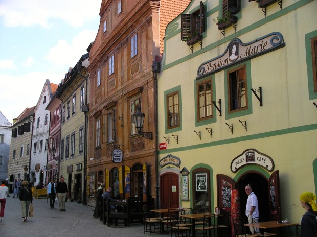 cesky-krumlov_czech-republic-7