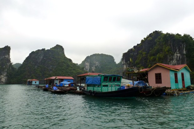 Ha Long Bay Cruise, Vietnam