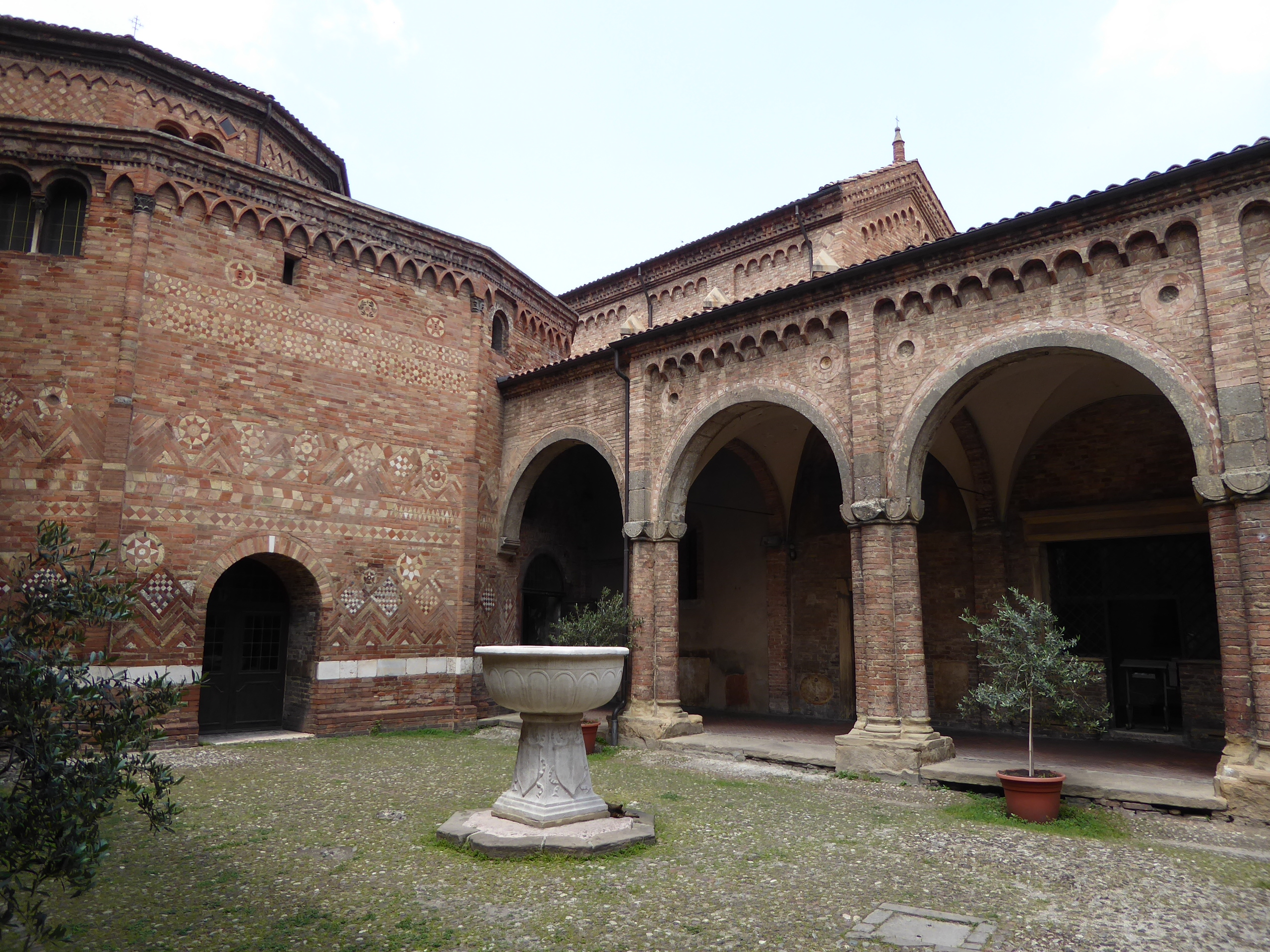 Abbazia di Santo Stefano, Bologna, Italy