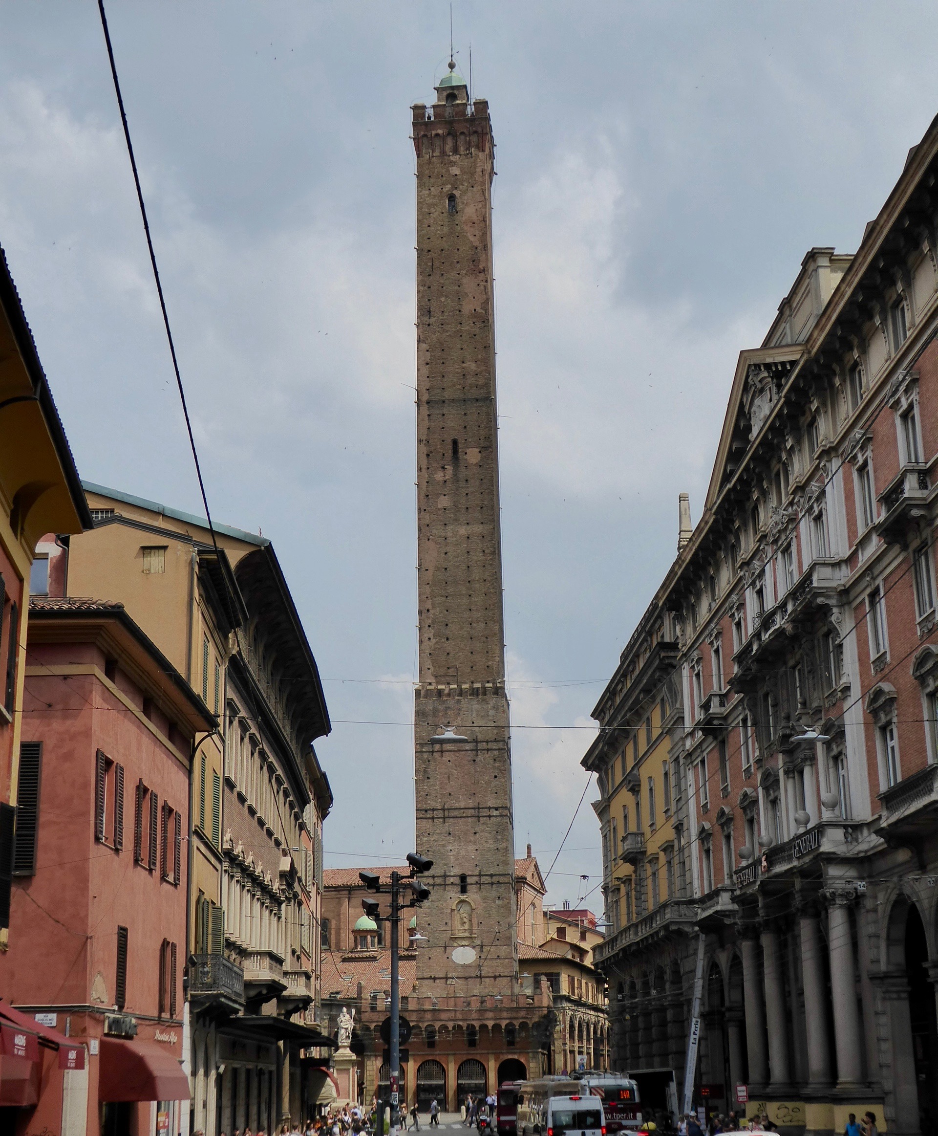 Asinelli Torre, Bologna, Italy