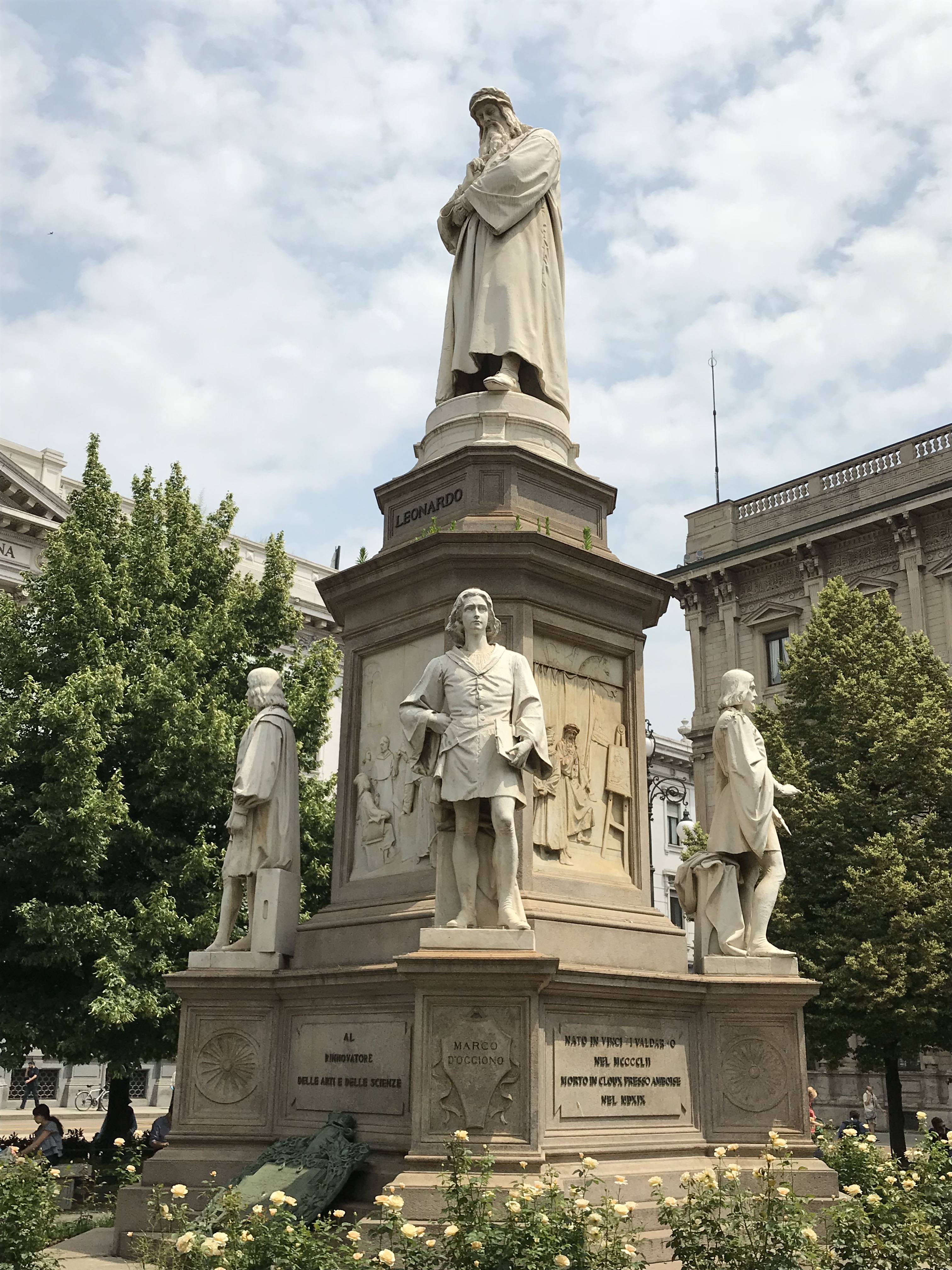 Leonardo da Vinci statue, Milan, Italy