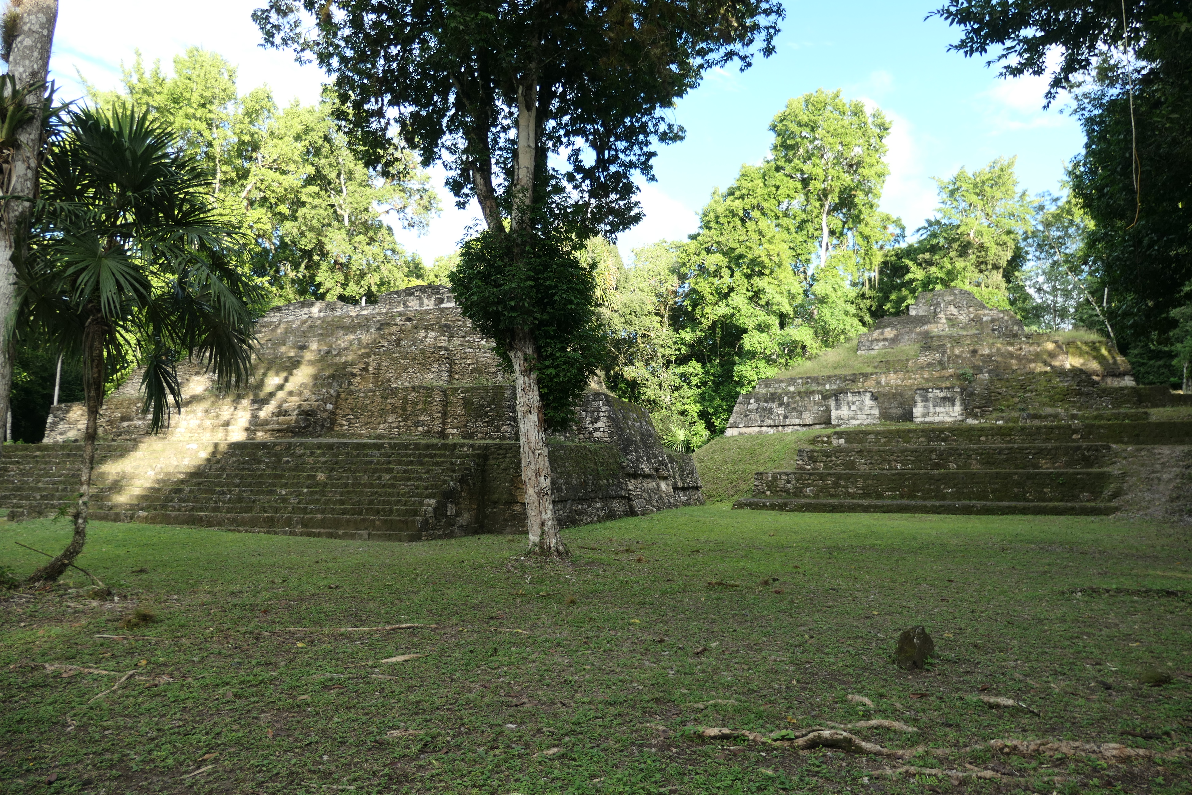 Plaza de las Sombras, Grupo Maler, Yaxha, Guatemala