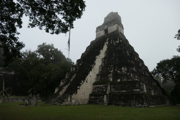 Temple 1 (Gran Jaguar), Gran Plaza
