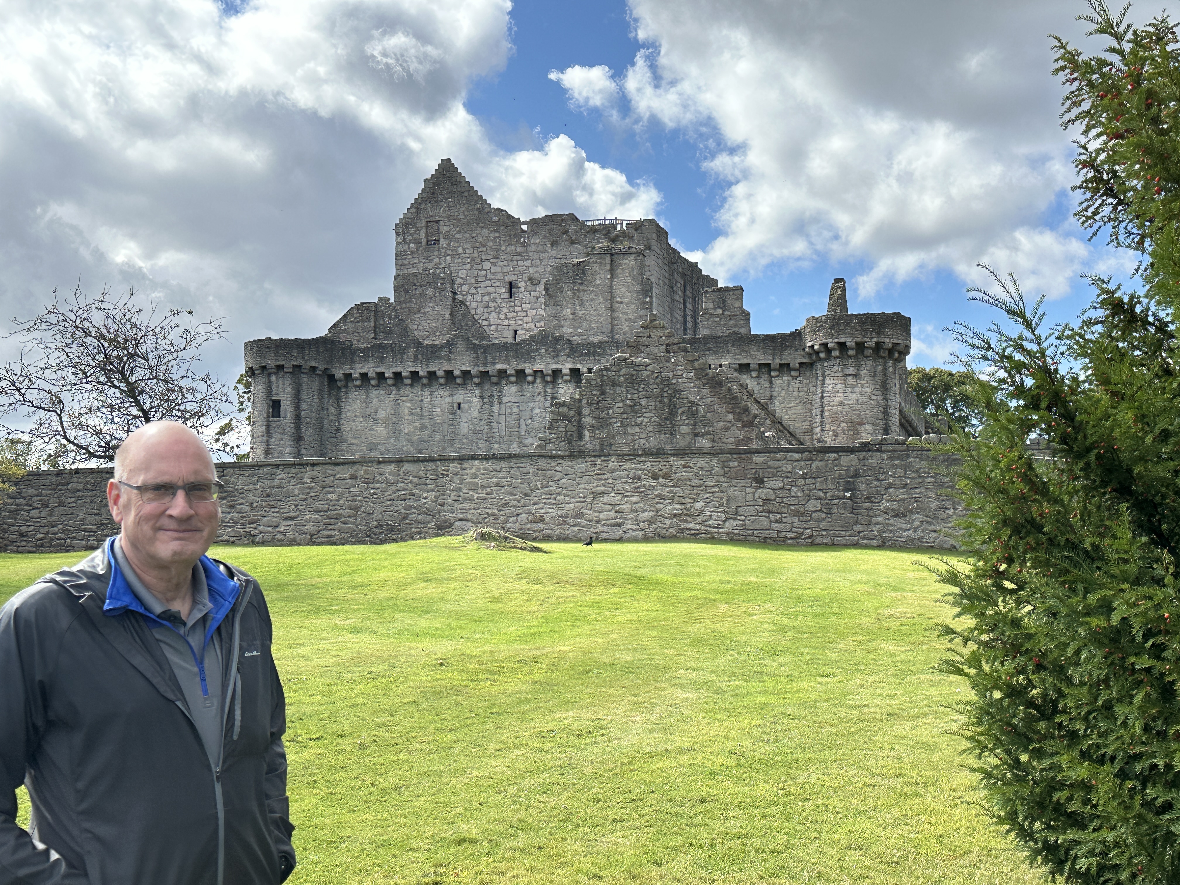 Craigmillar Castle – Just a Stone's Throw from Edinburgh | The